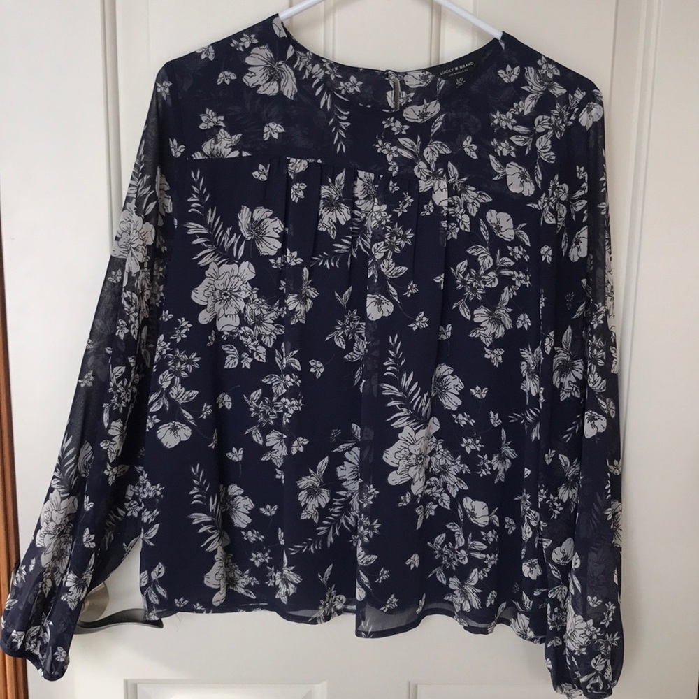 Lucky Brand floral blouse. Size large.